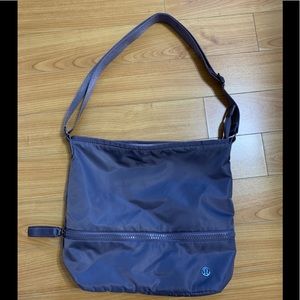 Lululemon purse